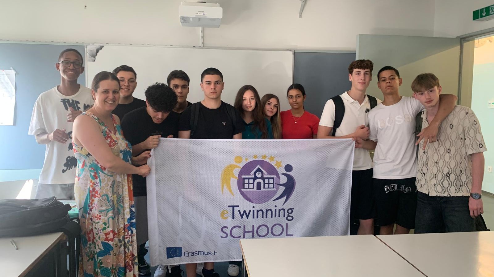 Projeto eTwinning AIMS envolve alunos de cinco países