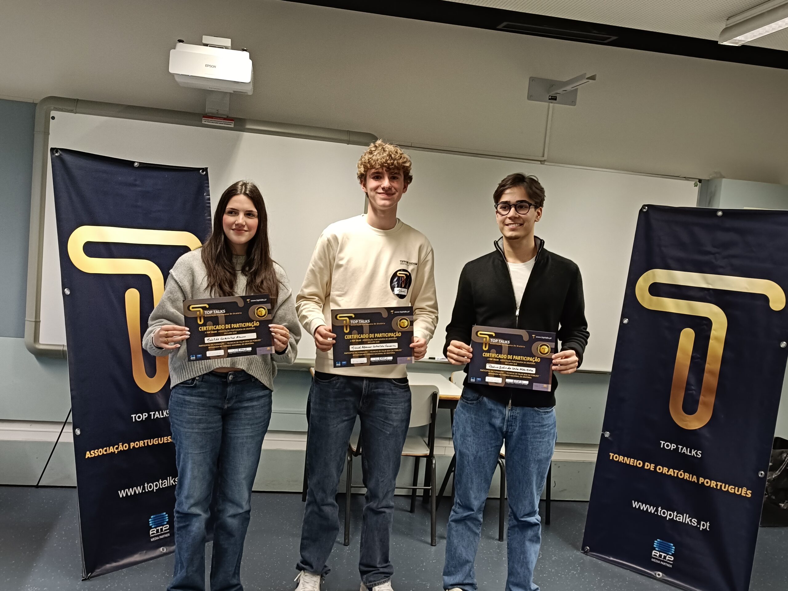 Formação de Oratória Top Talks seleciona alunos para a semifinal
