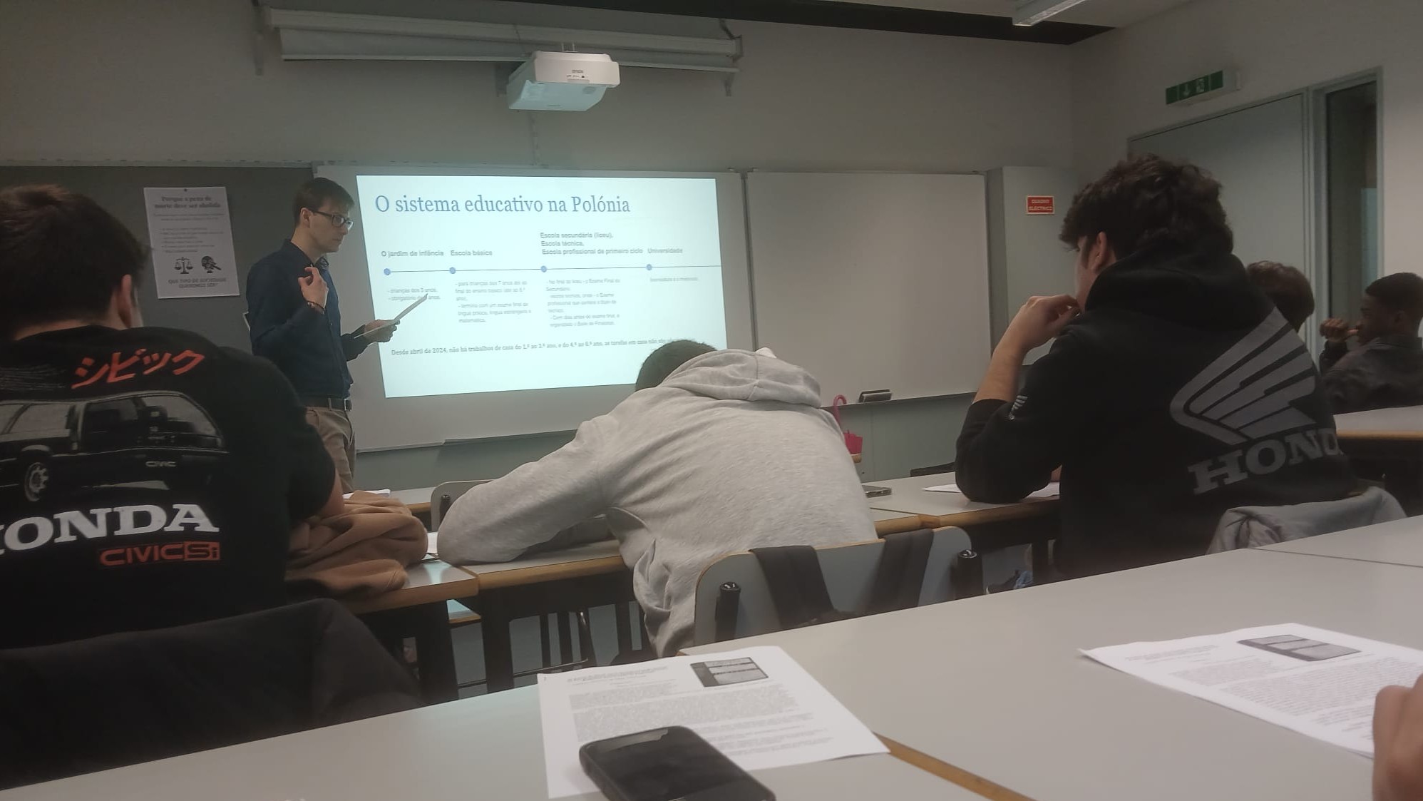 Encerramento da mobilidade Job Shadowing de professor polaco no AECA