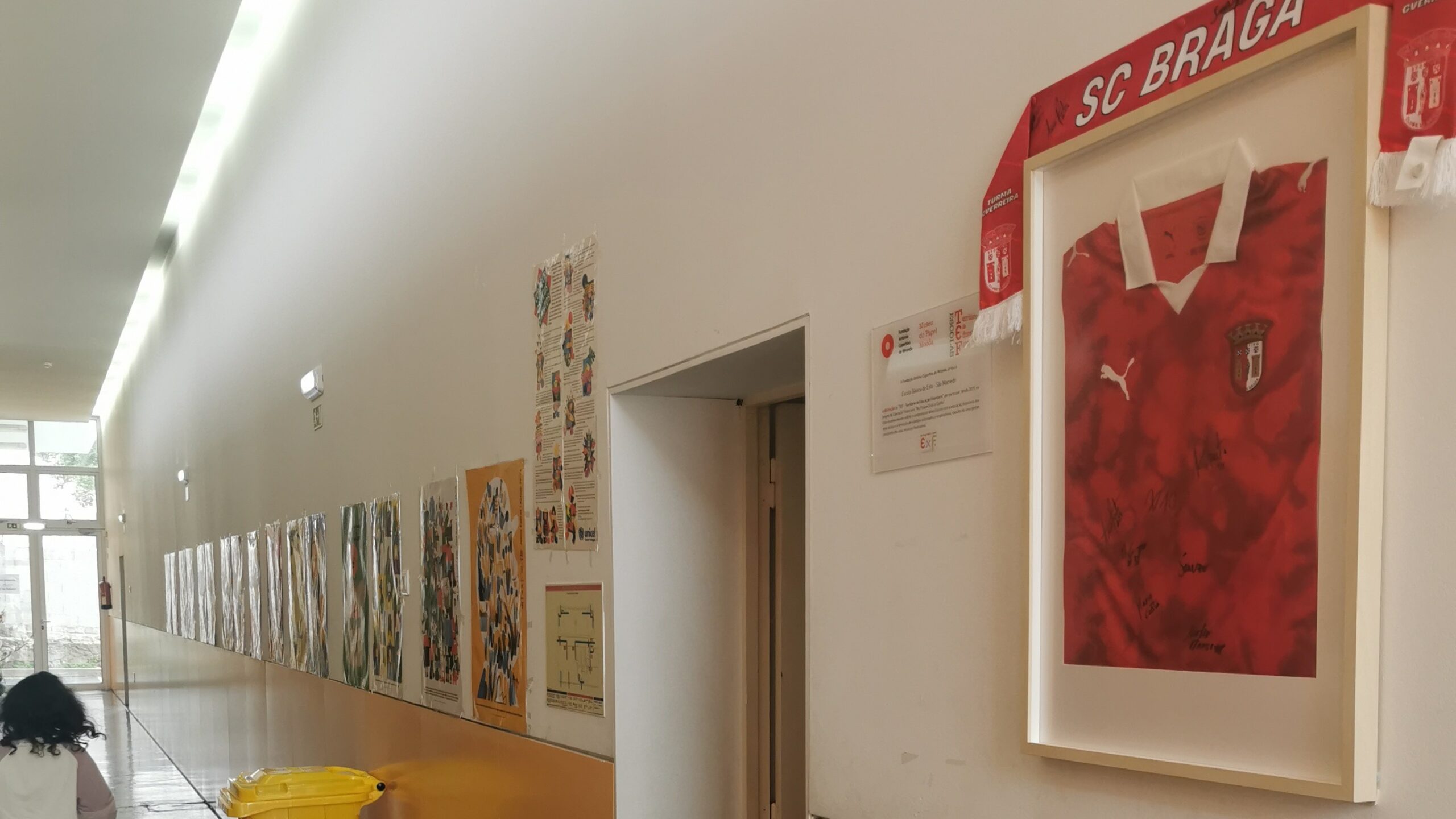 Craques da Leitura visitam a escola EB1/JI Este S. Mamede em parceria com a AF Braga