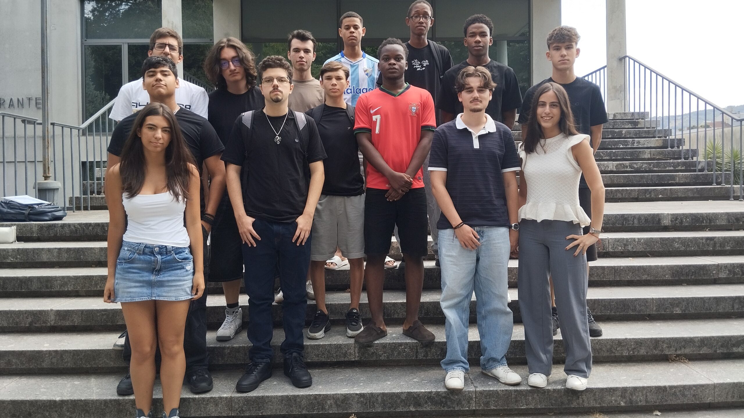 “Deus quer, o homem sonha, a obra nasce”: Erasmus+ leva alunos da Escola Secundária Carlos Amarante a voar mais longe